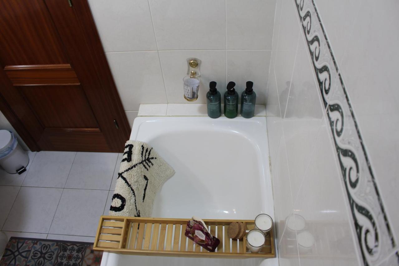 Apartamento Centrico En Monforte De Lemos - No Wifi - Parking Privado Exteriör bild
