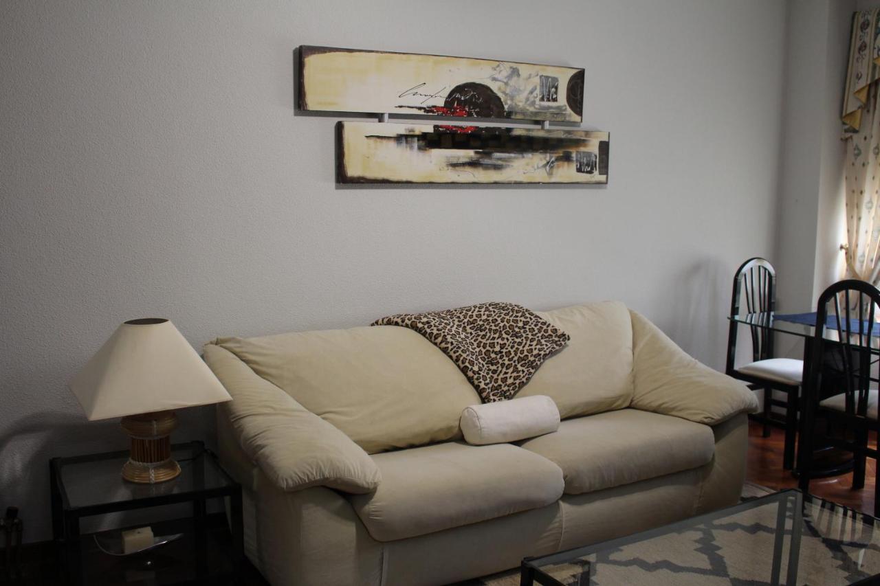 Apartamento Centrico En Monforte De Lemos - No Wifi - Parking Privado Exteriör bild